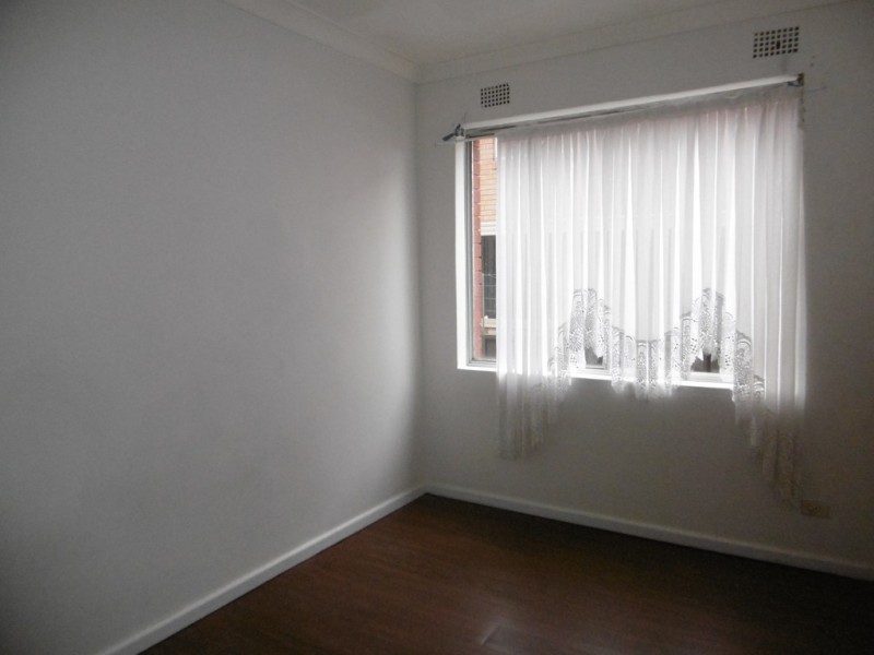 2/106 LONGFIELD STREET, Cabramatta NSW 2166
