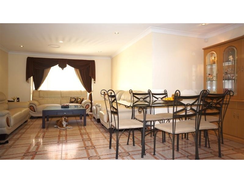 Fairfield West NSW 2165