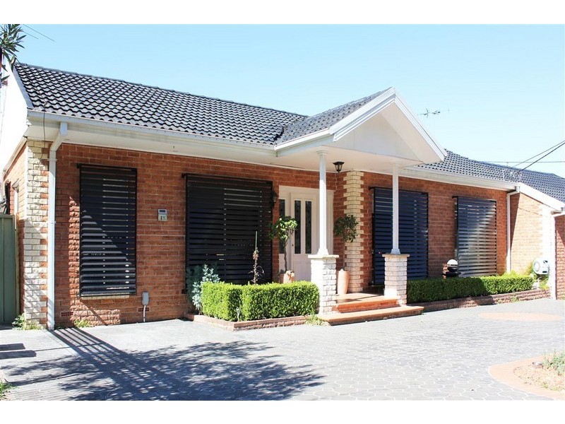 Canley Heights NSW 2166