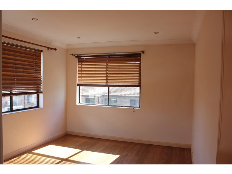 9/9 CLIFFORD AVENUE, Canley Vale NSW 2166