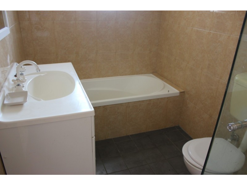 9/9 CLIFFORD AVENUE, Canley Vale NSW 2166