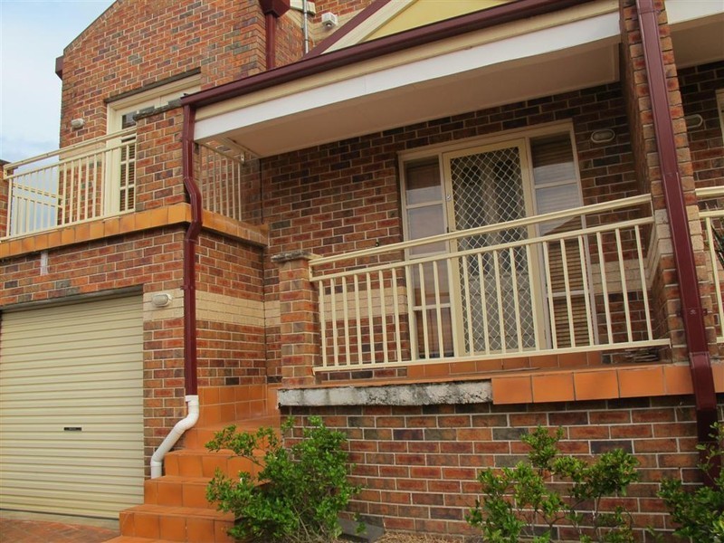 Edensor Park NSW 2176