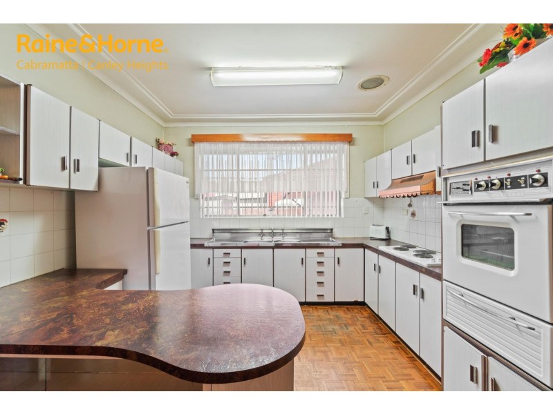 82A BUCKINGHAM STREET, Canley Heights NSW 2166