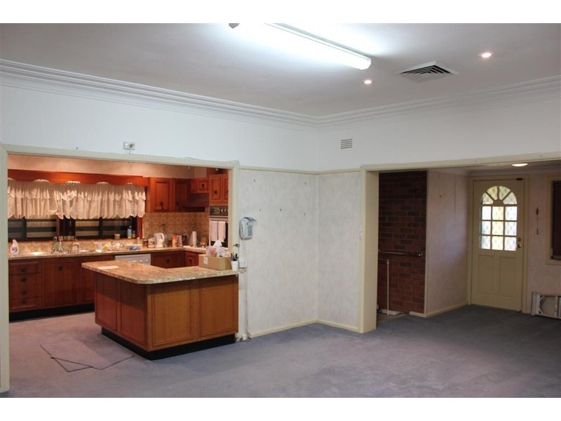 84 Edensor Road, Bonnyrigg NSW 2177