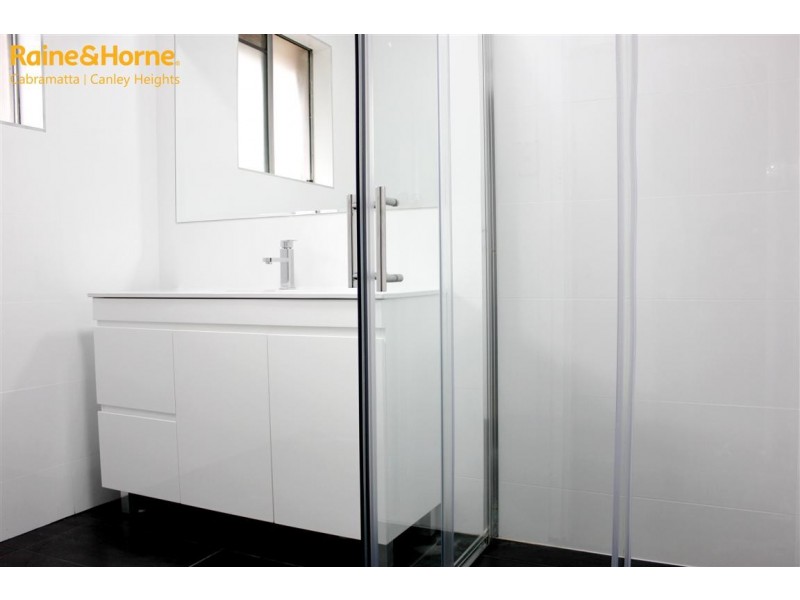 5/8 MAPLE ST, Cabramatta NSW 2166