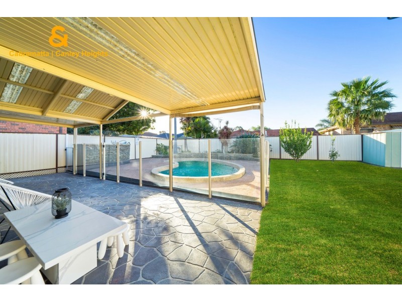 25 AYLESBURY CRESCENT, Chipping Norton NSW 2170