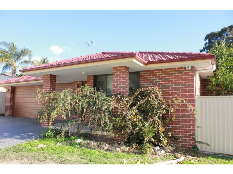 11A LAUREL STREET, Carramar NSW 2163
