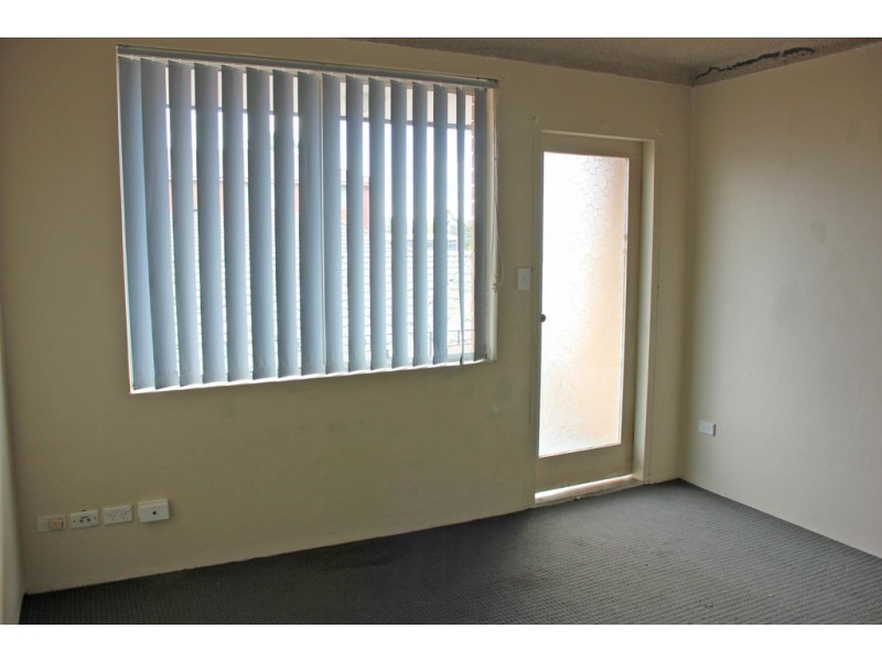 8/138 LONGFIELD STR., Cabramatta NSW 2166