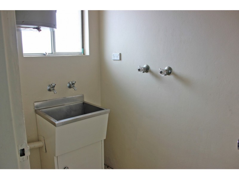 8/138 LONGFIELD STR., Cabramatta NSW 2166