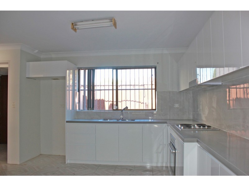 17/44 MCBURNEY RD, Cabramatta NSW 2166