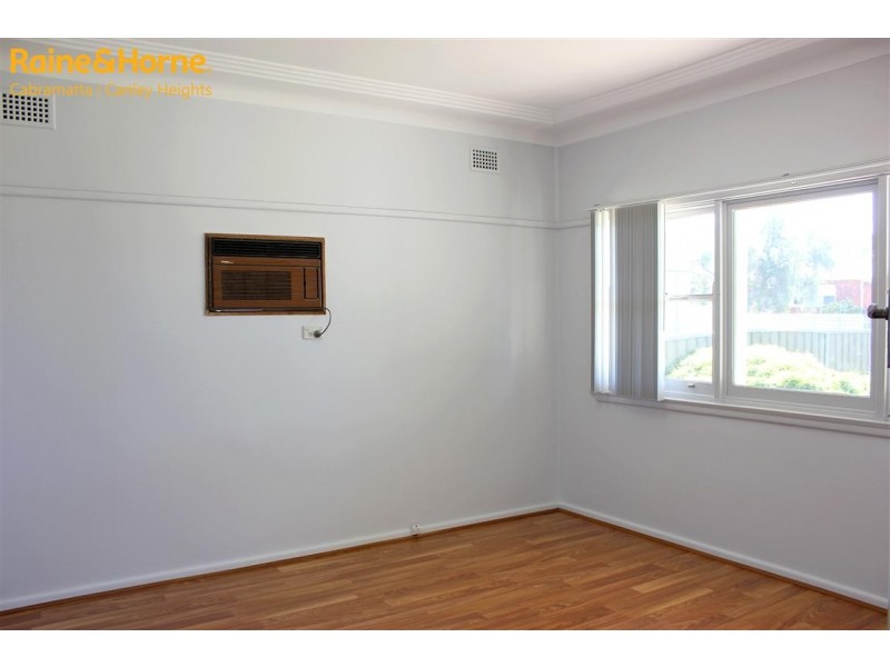 23 LOMBARD ST, Fairfield NSW 2165