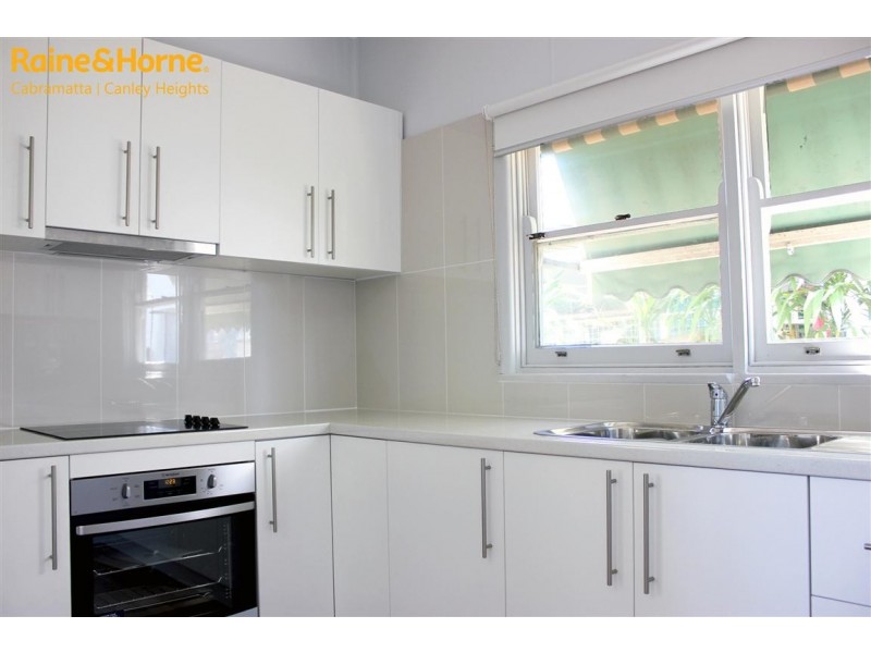 23 LOMBARD ST, Fairfield NSW 2165