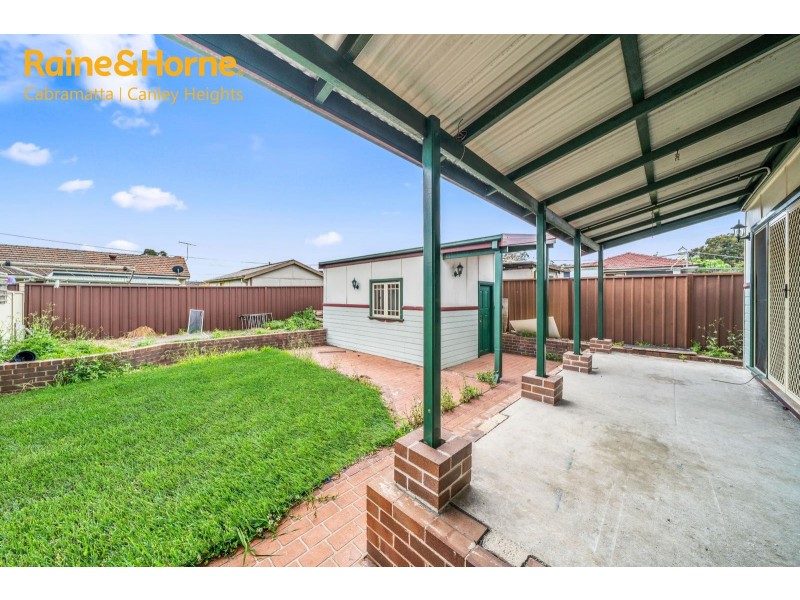 124 ORCHARDLEIGH STREET, Old Guildford NSW 2161