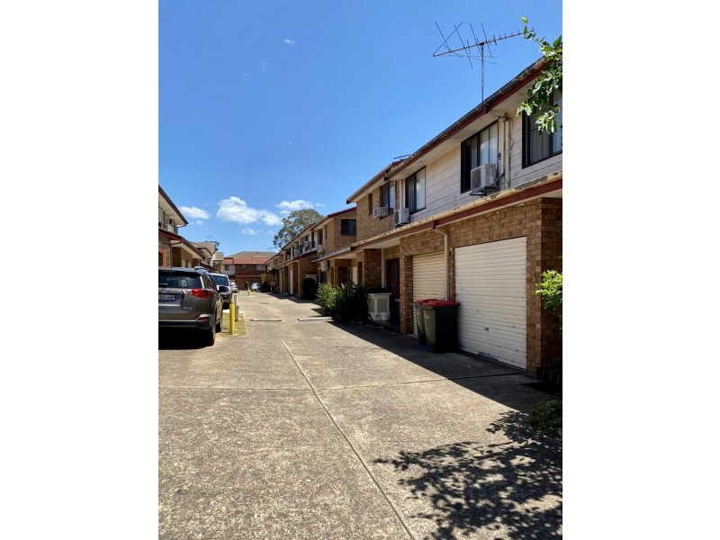 10/35-43 MCBURNEY ROAD, Cabramatta NSW 2166