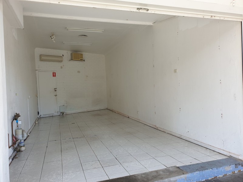 4 JOHN ST, Cabramatta NSW 2166