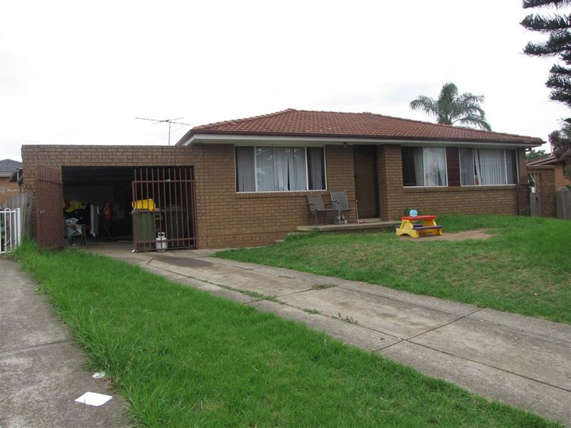 Greenfield Park NSW 2176