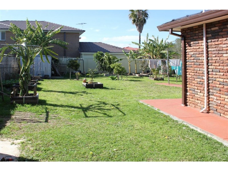 94 Sackville St, Fairfield NSW 2165