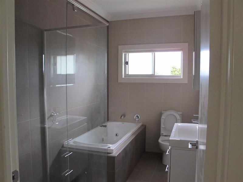 9 Ralph St, Cabramatta NSW 2166