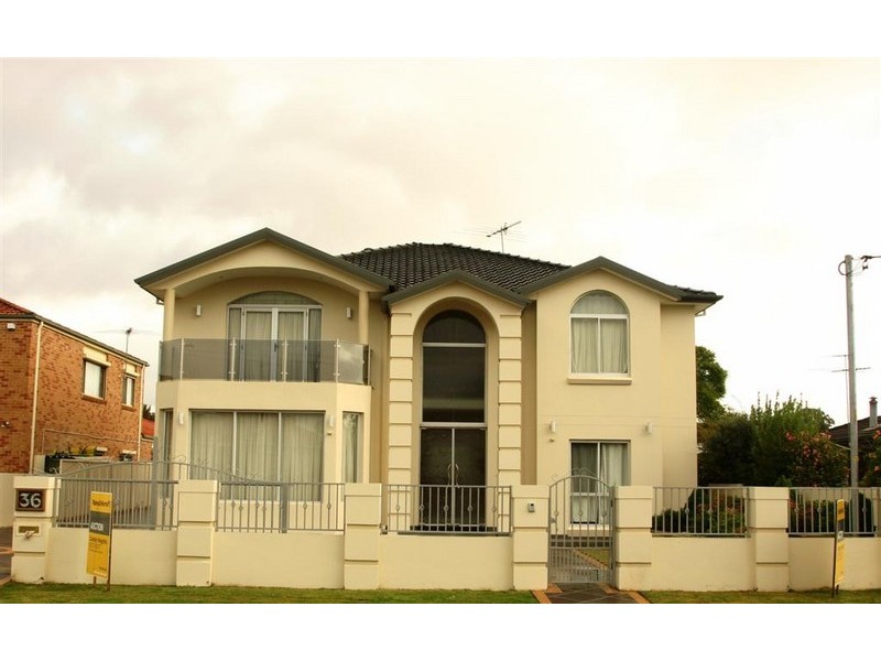 36 Beelar St, Canley Heights NSW 2166