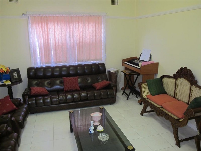 Canley Heights NSW 2166