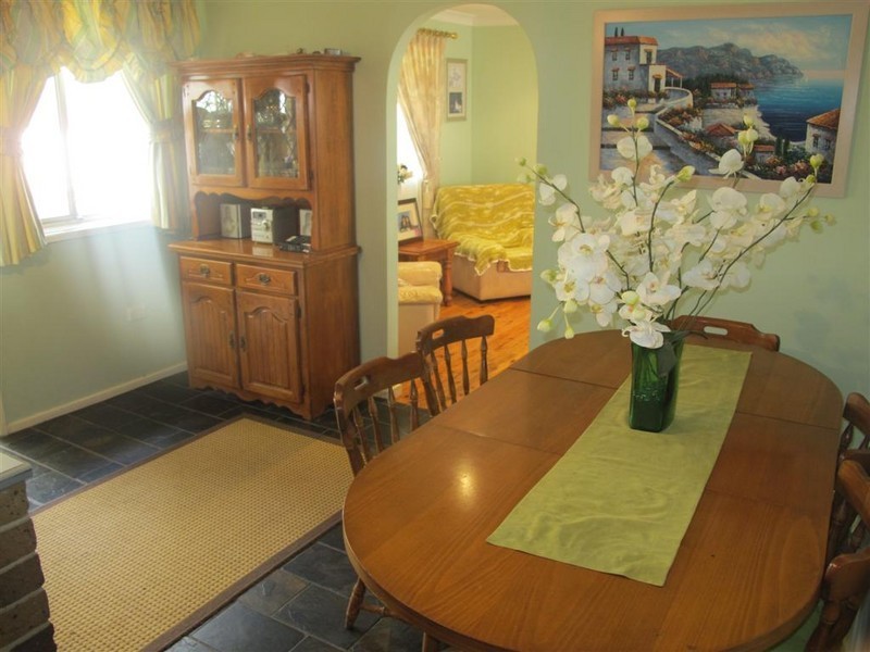Fairfield West NSW 2165