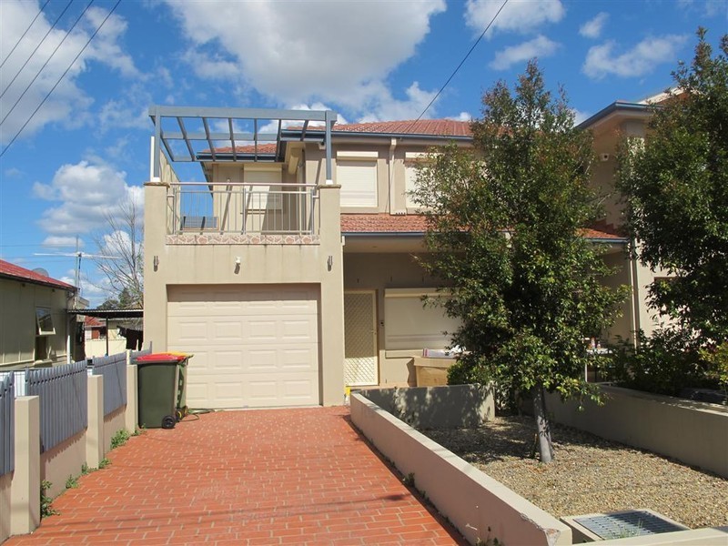 Canley Heights NSW 2166