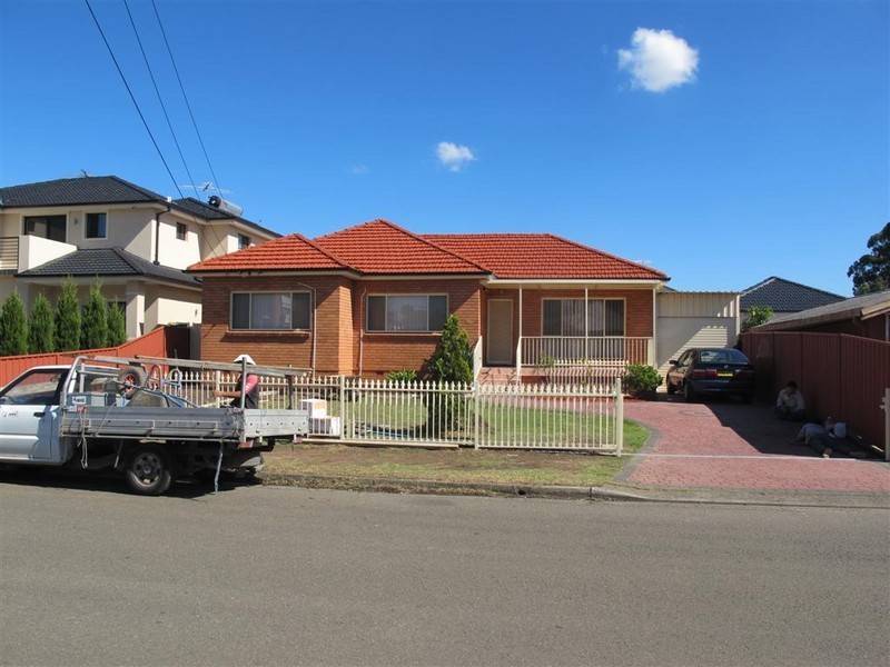 Canley Heights NSW 2166