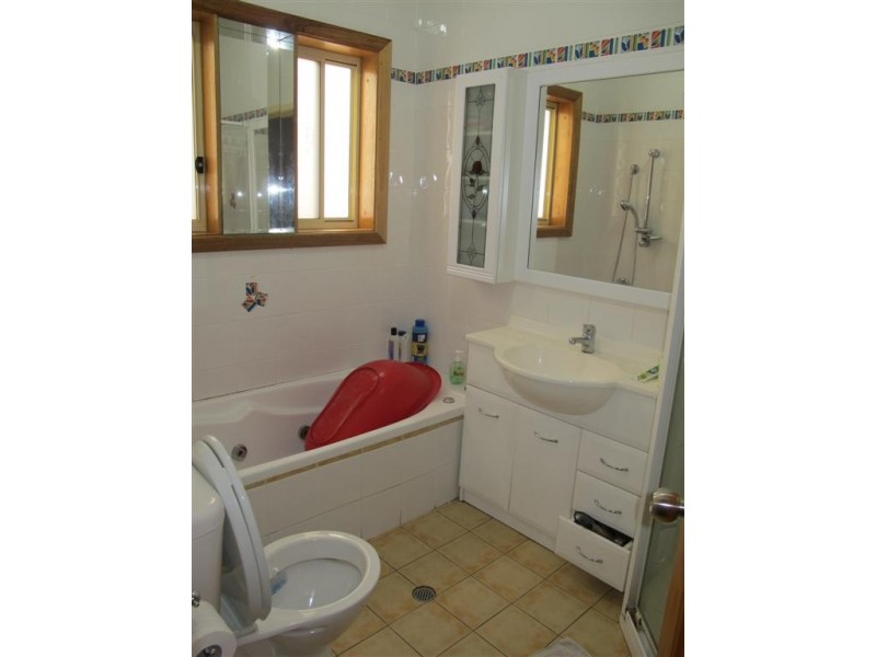 Canley Heights NSW 2166