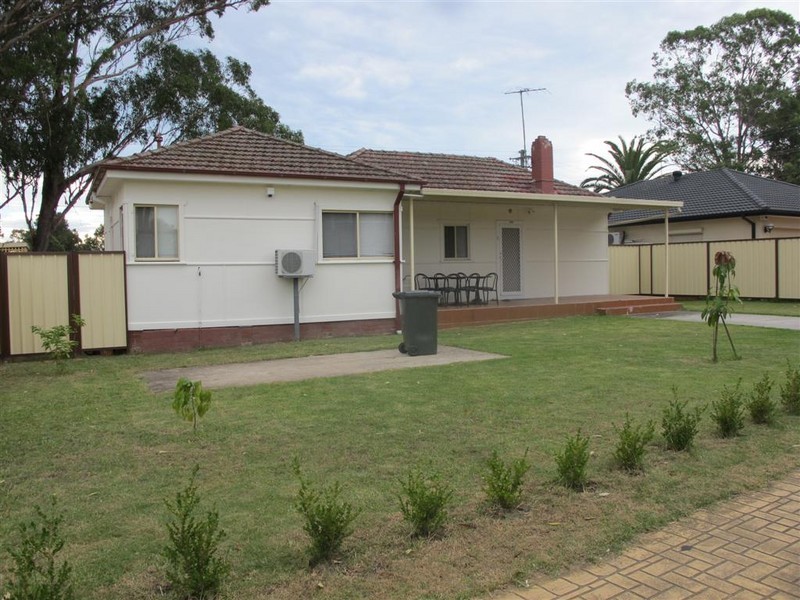 Fairfield West NSW 2165