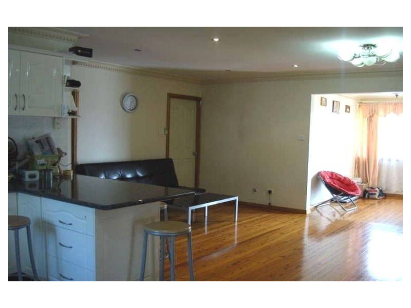 Fairfield West NSW 2165