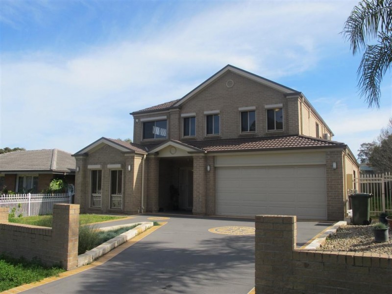 Fairfield West NSW 2165