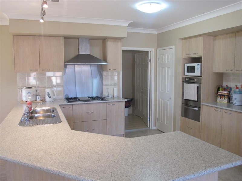 Fairfield West NSW 2165