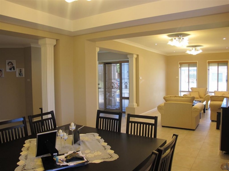 Fairfield West NSW 2165