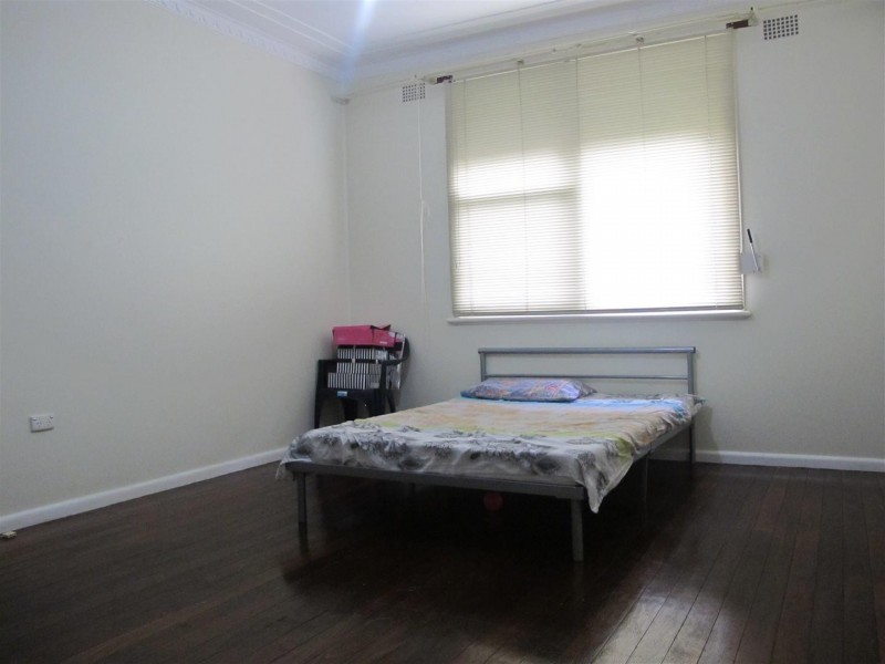 451 Cabramatta Rd, Cabramatta NSW 2166