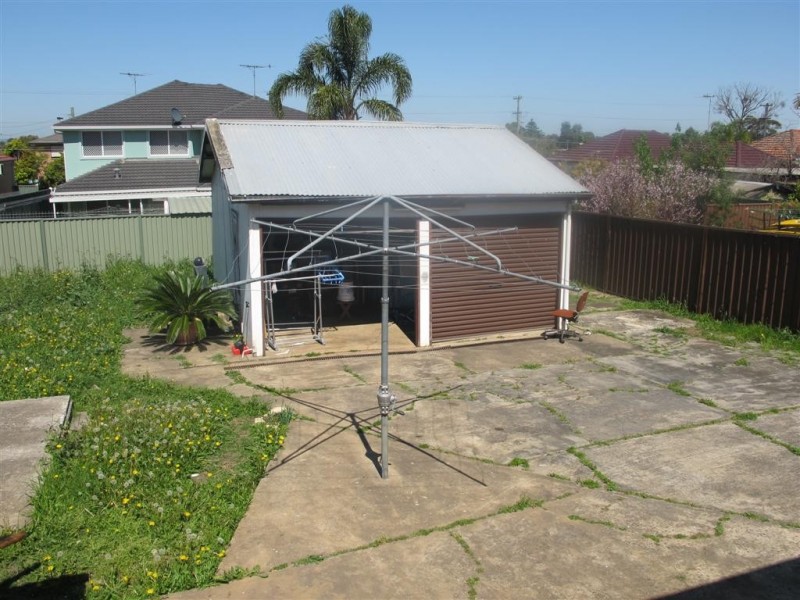 249  HAMILTON ROAD, Fairfield West NSW 2165