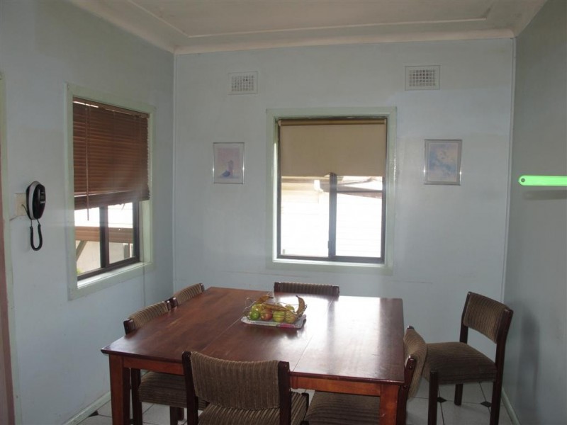 20 Sutherland Street, Canley Heights NSW 2166