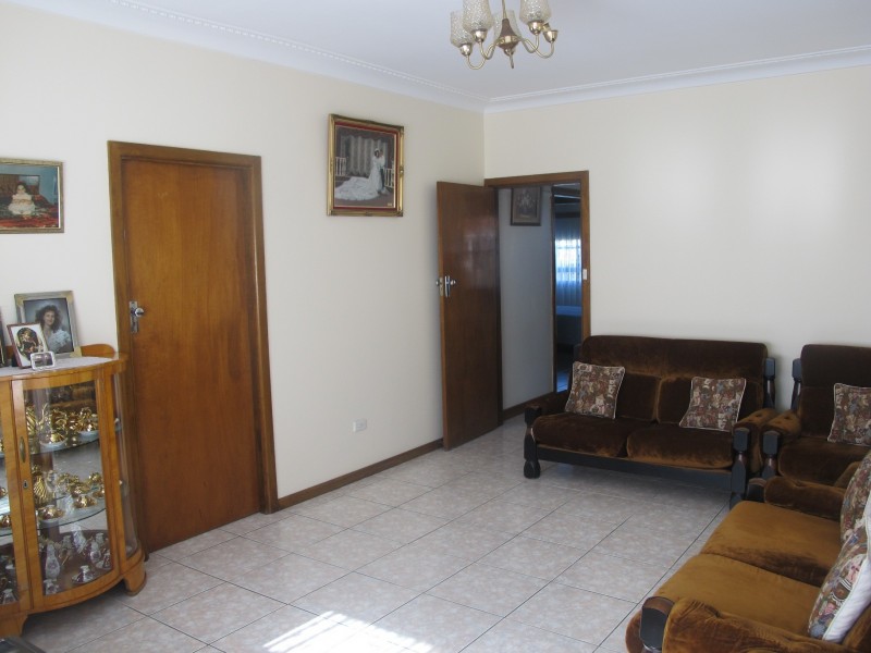 327 Canley Vale Road, Canley Heights NSW 2166