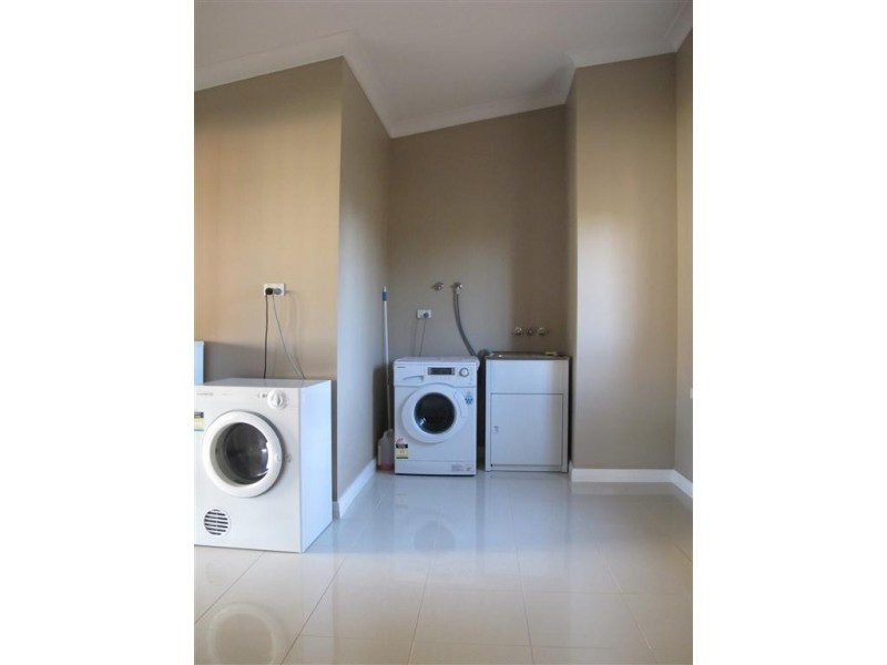 27 Gipps Street, Smithfield NSW 2164