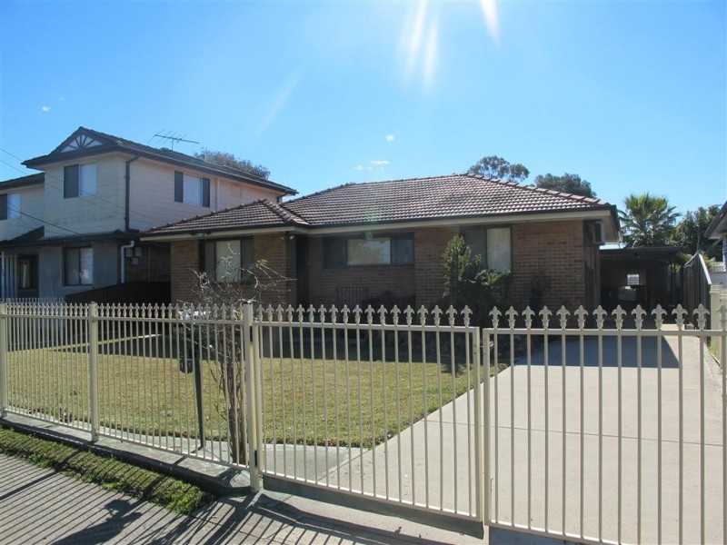 131 Cartwright Ave, Sadleir NSW 2168