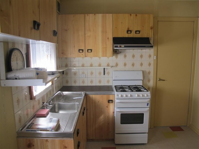 131 Cartwright Ave, Sadleir NSW 2168