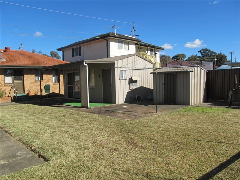 131 Cartwright Ave, Sadleir NSW 2168