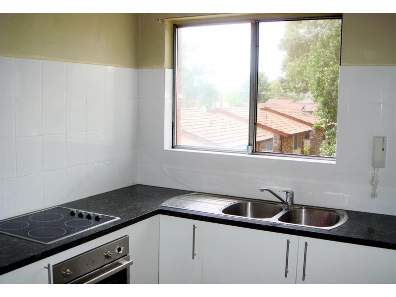 10/3 Fisher St, Cabramatta NSW 2166