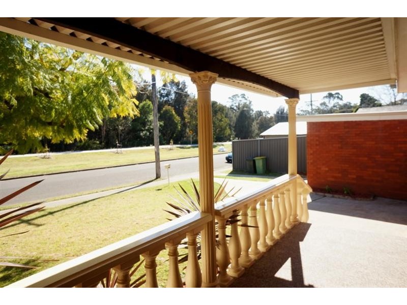 8 Parklea Parade, Canley Heights NSW 2166