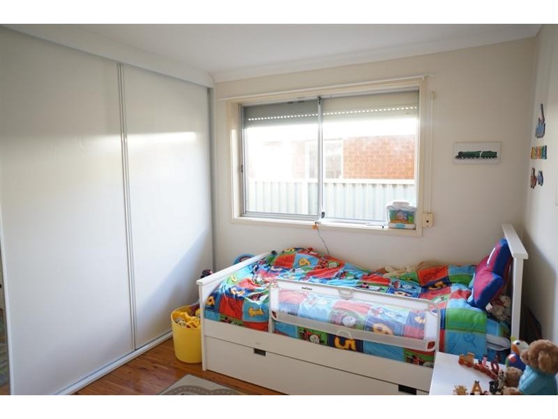 8 Parklea Parade, Canley Heights NSW 2166