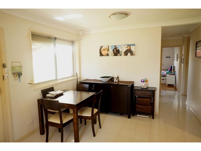 8 Parklea Parade, Canley Heights NSW 2166