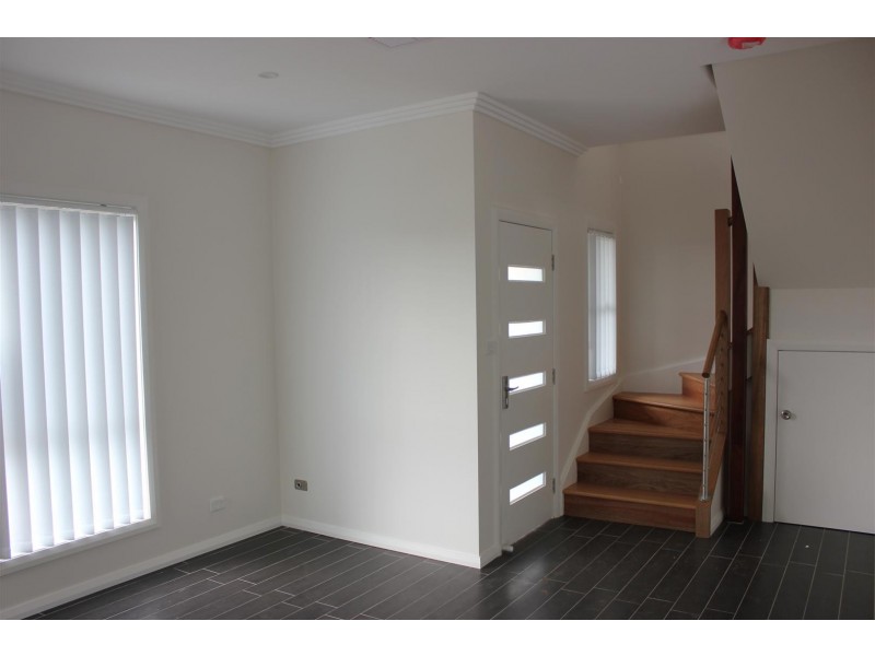 45 Gladstone St, Canley Heights NSW 2166