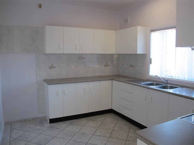 Canley Heights NSW 2166