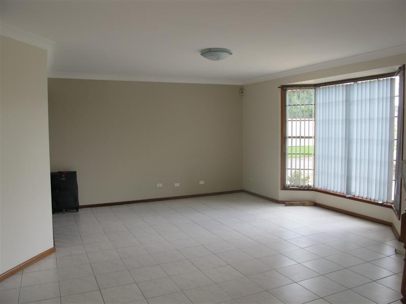 7 Bartok Pl, Bonnyrigg Heights NSW 2177