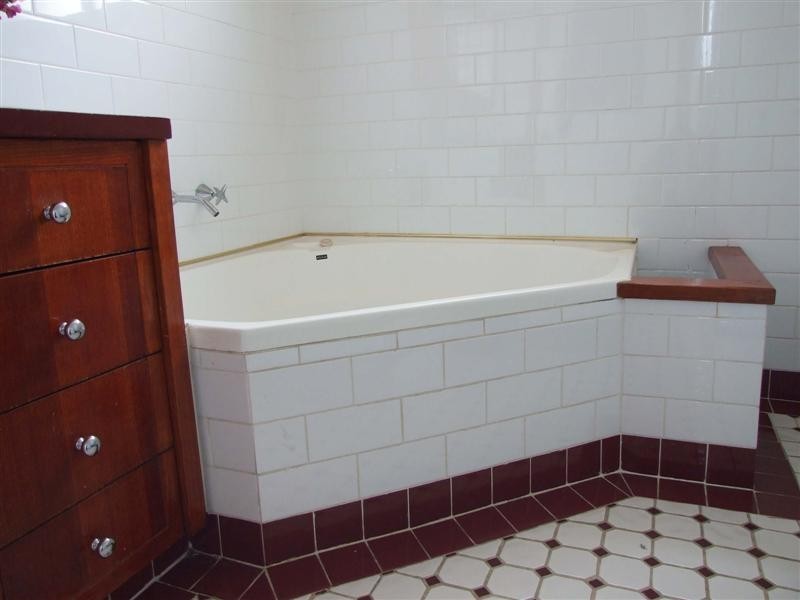 Fairfield West NSW 2165