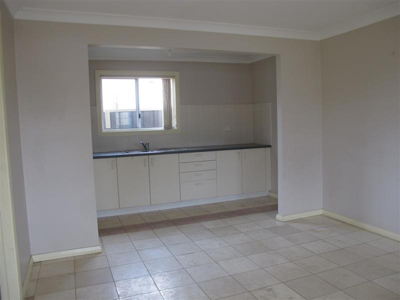 3 Malouf St, Canley Heights NSW 2166